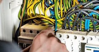 Электрика в частном доме под ключ в Удомле - стоимость услуг от 1570 руб.